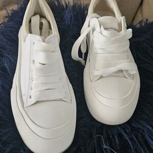 Alexander McQueen Kids White Sneakers